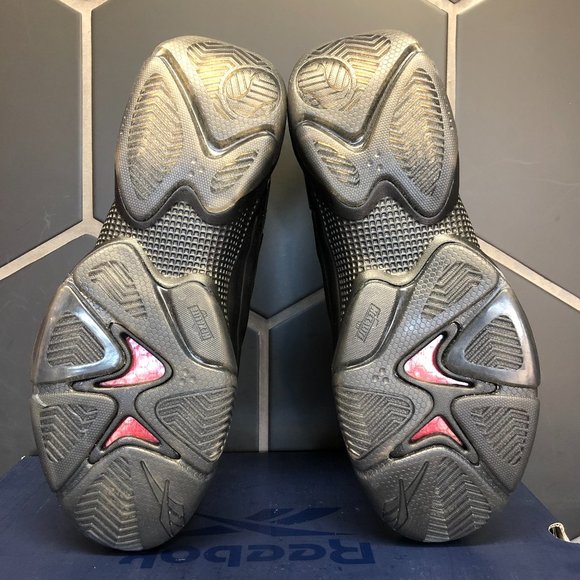 Reebok Pump Court Triple Black (Multiple Sizes) - Picture 5 of 6